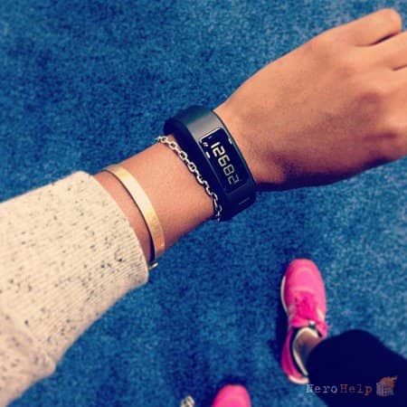 ����� ������-�������� Garmin Vivofit