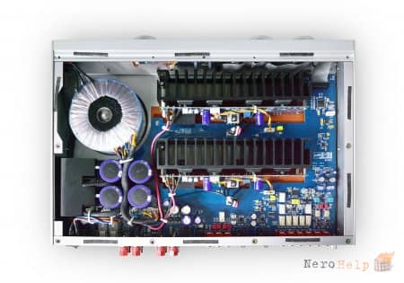 ����� ��������� Audiolab 8300A