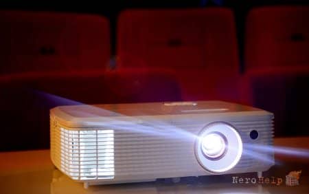 ����� ��������� Optoma HD27
