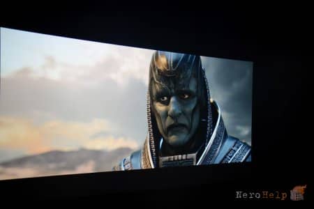 ����� ��������� Optoma HD27