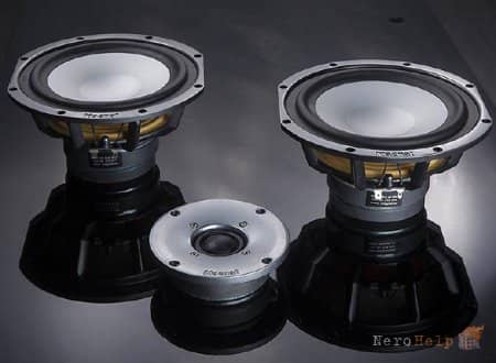 ����� ������� Magnat Quantum 677
