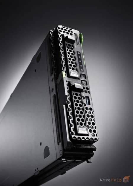�����-������ Fujitsu PRIMERGY BX2560 M1: ������������ � �����������