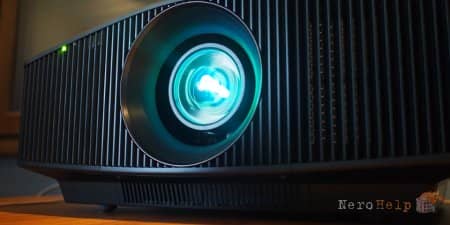 ����� 4K-��������� Sony VPL-VW760ES