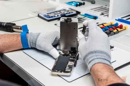 ������ Apple iPhone