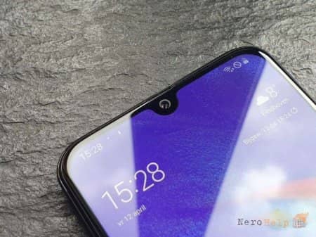 Galaxy A40 � ����� ����������� ��������� �� Samsung