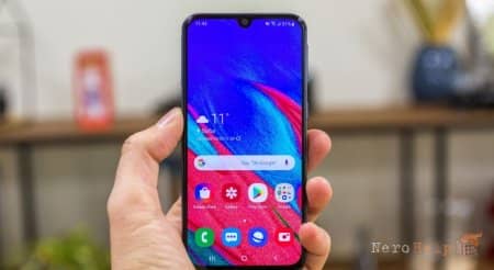 Galaxy A40 � ����� ����������� ��������� �� Samsung