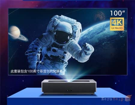 �������� �������� Xiaomi Fengmi 4K Max � ���������� �������� 200"