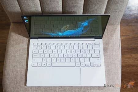 Samsung ������������ �������� Galaxy Book ������� ���������
