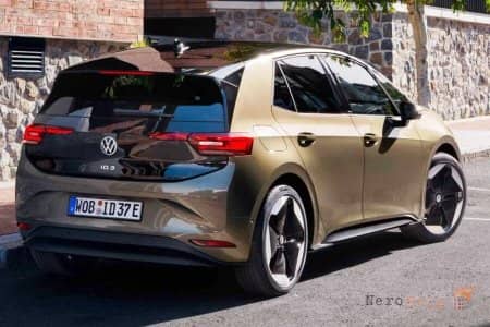 ������������� Volkswagen ID.3 ��������� ������� � ������