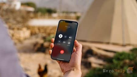 Apple ��������� ����������� ������ ���������� ������ � iPhone