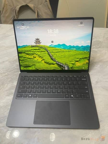 Microsoft ������� � ������ Surface Laptop � ����� Intel Lunar Lake