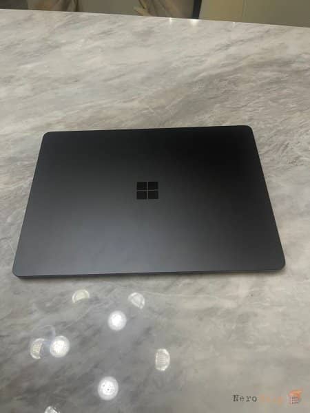 Microsoft ������� � ������ Surface Laptop � ����� Intel Lunar Lake