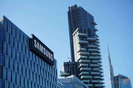 ��� ��������� Samsung �������������� ���������� � �����