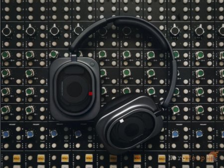 Nothing ����������� ����������� �������������� �������� Headphone (1) Pro